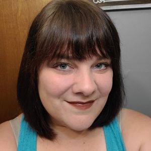Meet your Posher, Jeannine